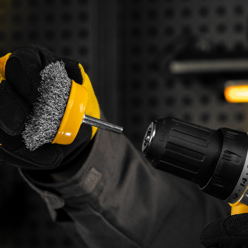 Щетка для дрели, 65 мм, Чашка, со шпилькой , нержавеющая витая проволока Denzel по ценам производителя в Санкт-Петербурге с доставкой по всей России