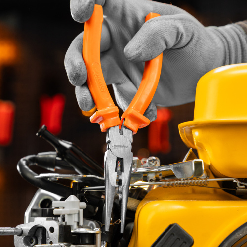 Длинногубцы прямые Classic, 180 мм, шлифованные, пластмассовые рукоятки Sparta купить в Москве с доставкой по всей России | ProtosMarket.ru