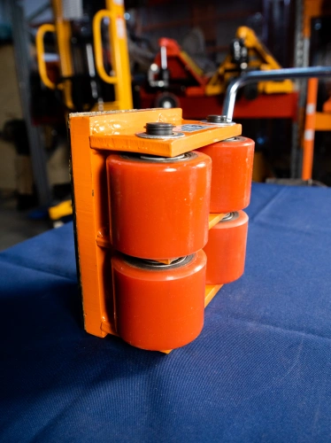 Роликовая платформа подкатная TOR CRM-4 г/п 4 т по ценам производителя в Санкт-Петербурге с доставкой по всей России