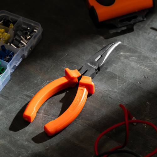 Длинногубцы изогнутые Classic, 160 мм, шлифованные, пластмассовые рукоятки Sparta купить в Москве с доставкой по всей России | ProtosMarket.ru