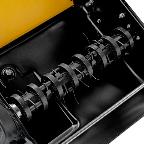 Скарификатор-аэратор бензиновый SAG-400, 212 см3, -15/+10 мм, 40 см Denzel по ценам производителя в Санкт-Петербурге с доставкой по всей России