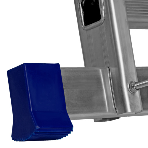 Лестница, 3 х 10 ступеней, алюминиевая, трехсекционная, Сибртех купить в Москве с доставкой по всей России | ProtosMarket.ru