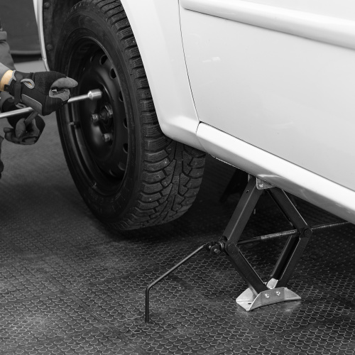 Домкрат ромбический винтовой универсальный ТУ 5.16-469-0213-04, 1.2 т, 75-345 мм по ценам производителя в Санкт-Петербурге с доставкой по всей России