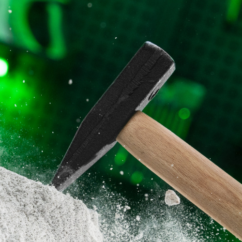 Молоток слесарный 300 г, квадратный боек, деревянная рукоятка Сибртех купить в Москве с доставкой по всей России | ProtosMarket.ru