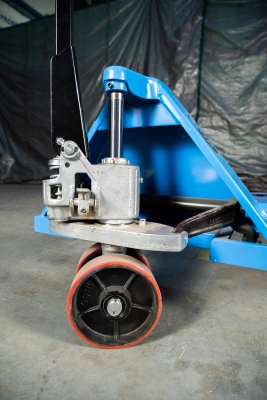 Тележка гидравлическая широковильная 2500 кг 1220х685 мм полиуретановые колеса TOR RHP по ценам производителя в Санкт-Петербурге с доставкой по всей России