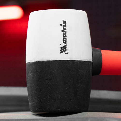 Киянка резиновая, 450 г, черно-белая резина, фибергласовая рукоятка Matrix купить в Москве с доставкой по всей России | ProtosMarket.ru