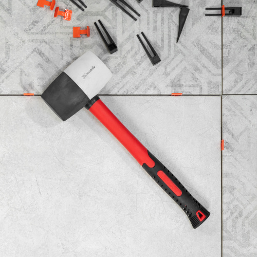 Киянка резиновая, 910 г, черно-белая резина, фибергласовая рукоятка Matrix купить в Москве с доставкой по всей России | ProtosMarket.ru