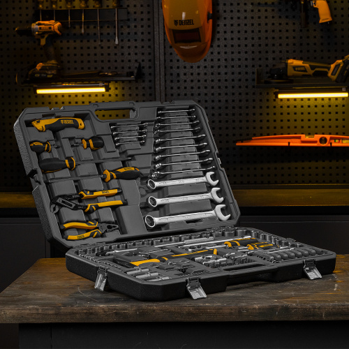 Набор инструментов, 1/2", 1/4", CrV, S2, пластиковый кейс, 122 предмета Denzel по ценам производителя в Санкт-Петербурге с доставкой по всей России