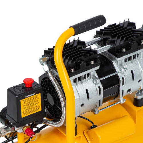 Компрессор DLS650/10 безмаслянный малошумный 650 Вт, 120 л/мин, ресивер 10 л Denzel по ценам производителя в Санкт-Петербурге с доставкой по всей России