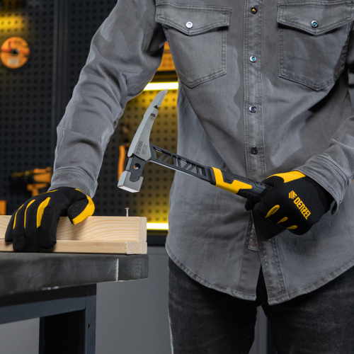 Молоток каменщика 680 г, цельнокованый, двухкомпонентная обрезиненная рукоятка Denzel по ценам производителя в Санкт-Петербурге с доставкой по всей России