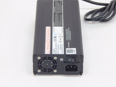 Зарядное устройство для тележек CBD20W-II 48/6A (Charger ERP35206000330) по ценам производителя в Санкт-Петербурге с доставкой по всей России