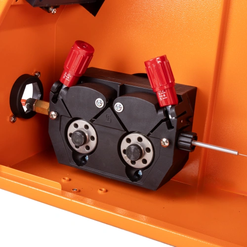 Аппарат для ручной лазерной сварки, резки и очистки FOXWELD LASER 1500-3-МТ по ценам производителя в Санкт-Петербурге с доставкой по всей России