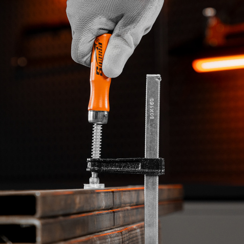 Струбцина F-образная, 150 х 50 мм Sparta по ценам производителя в Санкт-Петербурге с доставкой по всей России