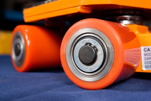 Роликовая платформа подкатная TOR SF4 г/п 6 т (с ручкой) по ценам производителя в Санкт-Петербурге с доставкой по всей России