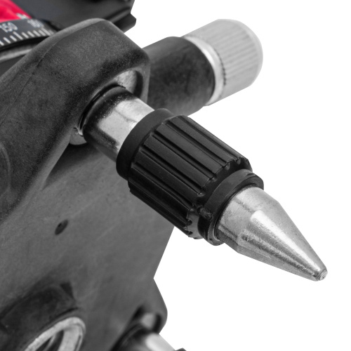 Лазерный уровень CRL-30G, 30 м, зеленый луч, акк. Li 2400 mah, резьба 5/8" MTX по ценам производителя в Санкт-Петербурге с доставкой по всей России