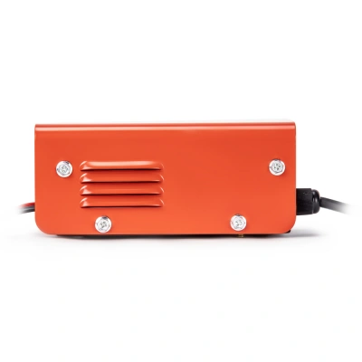 Зарядное устройство KVAZARRUS PowerBox 12/10 по ценам производителя в Санкт-Петербурге с доставкой по всей России