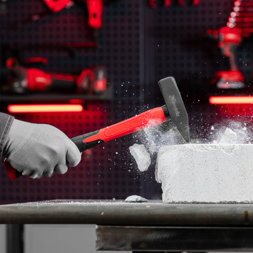 Молоток слесарный optimal, 600 г, фибергласовая обрезиненная рукоятка, квадратный боек Matrix купить в Москве с доставкой по всей России | ProtosMarket.ru