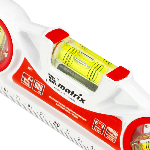 Уровень алюминиевый литой, фрезерованный, 3 глазка, две ударные площадки, 600 мм Matrix по ценам производителя в Санкт-Петербурге с доставкой по всей России