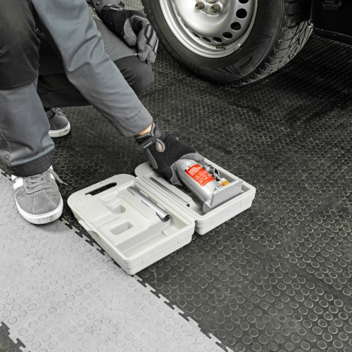 Домкрат гидравлический бутылочный, 4 т, h подъема 194-372 мм, в пластиковом кейсе Matrix по ценам производителя в Санкт-Петербурге с доставкой по всей России