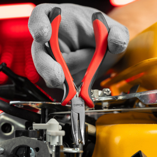 Длинногубцы изогнутые Mini, 130 мм, никелированные, авторазжим, двухкомпонентные рукоятки Matrix купить в Москве с доставкой по всей России | ProtosMarket.ru