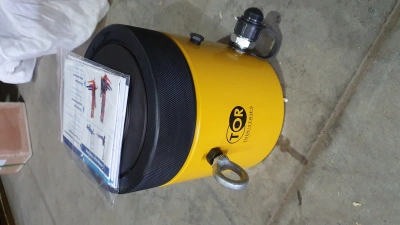 Домкрат гидравлический TOR ДГ100П50Г 100 т с фиксирующей гайкой купить в Москве с доставкой по всей России | ProtosMarket.ru