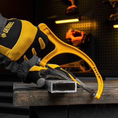 Набор инструментов, 1/2", 1/4", CrV, S2, пластиковый кейс, 100 предметов Denzel по ценам производителя в Санкт-Петербурге с доставкой по всей России