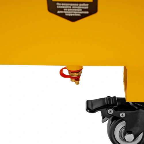 Компрессор безмасляный, малошумный DLS 1800/100,1800 Вт, 3x600, 100 л, 345 л/мин Denzel по ценам производителя в Санкт-Петербурге с доставкой по всей России