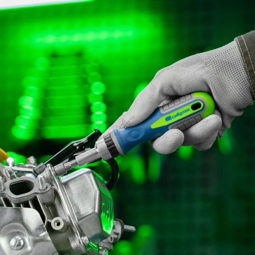 Отвертка реверсивная с набором бит и торцевых головок, 25 шт, CrV, чехол Сибртех купить в Москве с доставкой по всей России | ProtosMarket.ru