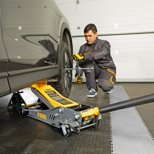 Домкрат гидравлический подкатной, 3,8 т, 110-580 мм, быстрый подъем, низкий подхват, проф. Denzel по ценам производителя в Санкт-Петербурге с доставкой по всей России