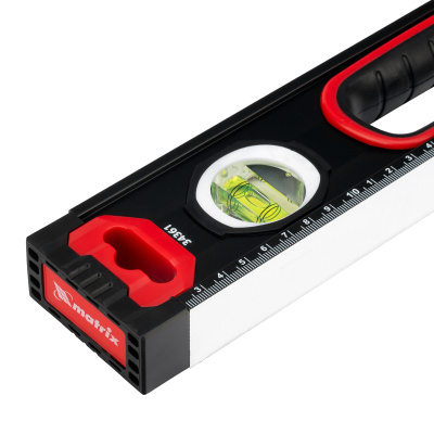 Уровень алюминиевый, усиленный, фрезерованный, 3 глазка, двухкомпонентные рукоятки, 600 мм Matrix по ценам производителя в Санкт-Петербурге с доставкой по всей России