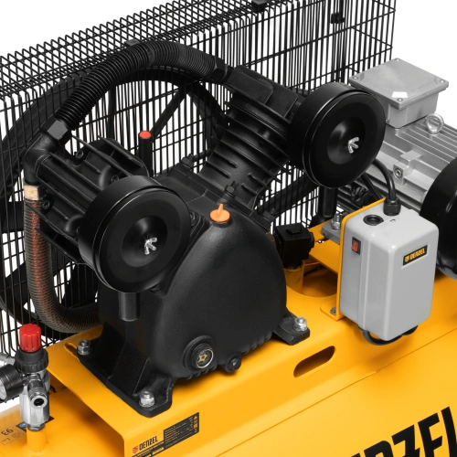 Компрессор воздушный рем. привод BCV 4000-T/200, 4,0 кВт, 200 литров, 690 л/мин Denzel по ценам производителя в Санкт-Петербурге с доставкой по всей России