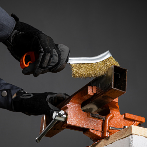 Щетка металлическая с пластмассовой ручкой Sparta по ценам производителя в Санкт-Петербурге с доставкой по всей России