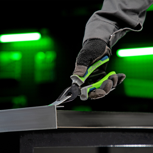 Плоскогубцы комбинированные, 180 мм, фосфатирование, трехкомпонентные рукоятки Сибртех купить в Москве с доставкой по всей России | ProtosMarket.ru