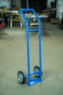 Тележка для газовых баллонов TOR ГБ-1, 1 баллон (литые колеса 250мм) по ценам производителя в Санкт-Петербурге с доставкой по всей России