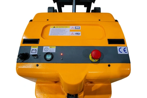 Штабелер самоходный 1,0 т 3,0 м XILIN CPD10W с наклоном мачты и противовесом 24/105 В/Ач по ценам производителя в Санкт-Петербурге с доставкой по всей России