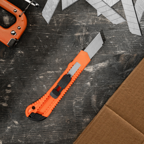 Нож, 18 мм, выдвижное лезвие Sparta купить в Москве с доставкой по всей России | ProtosMarket.ru