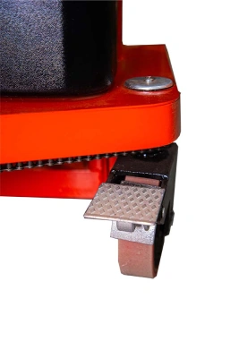 Штабелер гидравлический с электроподъемом 2,0 т 1,6 м TOR CTD20/16 по ценам производителя в Санкт-Петербурге с доставкой по всей России