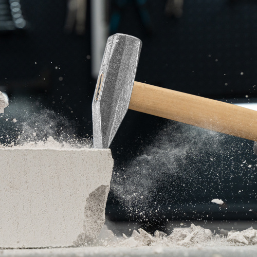 Молоток слесарный, 800 г, квадратный боек, деревянная рукоятка купить в Москве с доставкой по всей России | ProtosMarket.ru