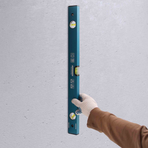 Уровень алюминиевый усиленный, 600 мм, 3 глазка Gross купить в Москве с доставкой по всей России | ProtosMarket.ru