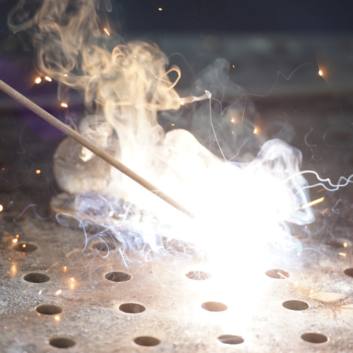 Электроды DER-13/55, диам 3 мм, 2,5 кг., основное покрытие Denzel по ценам производителя в Санкт-Петербурге с доставкой по всей России