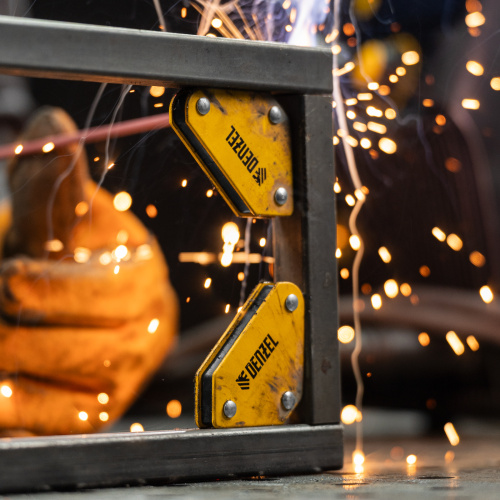 Набор из 4 магнитных фиксаторов для сварочных работ Denzel по ценам производителя в Санкт-Петербурге с доставкой по всей России