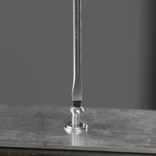 Отвертка, SL3х75 мм, S2, 3к рукоятка Denzel по ценам производителя в Санкт-Петербурге с доставкой по всей России