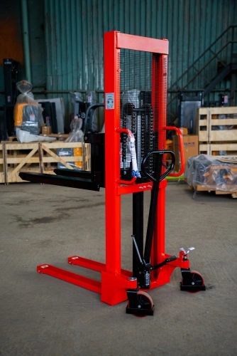 Штабелер гидравлический 2,0 т 1,6 м TOR CTY-E с раздвижными вилами по ценам производителя в Санкт-Петербурге с доставкой по всей России