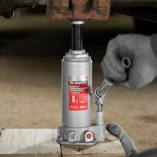 Домкрат гидравлический бутылочный, 8 т, высота подъема 230-457 мм Matrix по ценам производителя в Санкт-Петербурге с доставкой по всей России