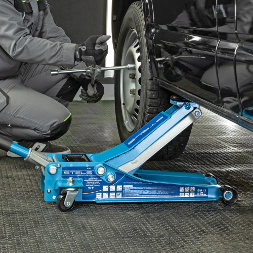 Домкрат гидравлический подкатной, быстрый подъем, 3т Low Profile Quick, 75-515 мм, профессиональный Stels по ценам производителя в Санкт-Петербурге с доставкой по всей России