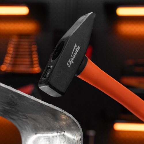 Молоток слесарный, 800 г, фибергласовая обрезиненная рукоятка Sparta купить в Москве с доставкой по всей России | ProtosMarket.ru