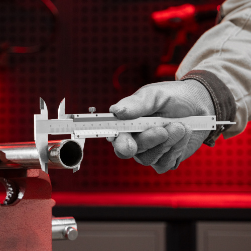 Штангенциркуль, 150 мм, цена деления 0.02 мм, металлический, с глубиномером Matrix купить в Москве с доставкой по всей России | ProtosMarket.ru