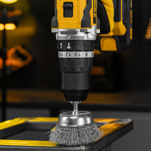 Набор щеток для дрели, 1 Плоская 50мм, 2 Чашки 25-50мм, шпилька, нерж. вит. проволока Denzel по ценам производителя в Санкт-Петербурге с доставкой по всей России