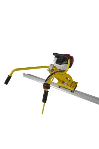 Виброрейка для бетона бензиноваяс лезвием 2м TOR XH25E по ценам производителя в Санкт-Петербурге с доставкой по всей России