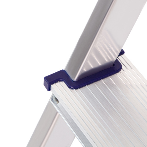 Стремянка усиленная, 4 ступени, алюминиевая, MTX по ценам производителя в Санкт-Петербурге с доставкой по всей России